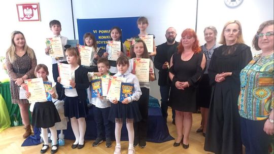 Finał VI Powiatowego Konkursu Recytatorskiego „Mój dziecięcy świat” [GALERIA ZDJĘĆ]