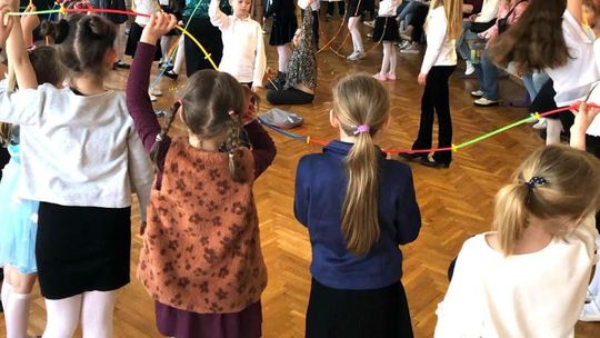 Finał VI Powiatowego Konkursu Recytatorskiego „Mój dziecięcy świat” [GALERIA ZDJĘĆ]