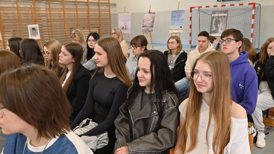 Pow. krasnostawski. XXIII edycja Powiatowego Konkursu Filmowego „Inspiracje Filmoteką Szkolną” [GALERIA ZDJĘĆ]