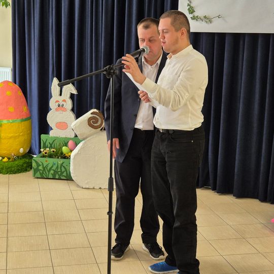 Chełm. Przedświąteczne spotkanie wielkanocne w Warsztacie Terapii Zajęciowej Caritas w Chełmie [GALERIA ZDJĘĆ]