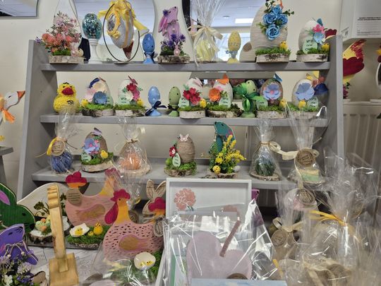 Chełm. Przedświąteczne spotkanie wielkanocne w Warsztacie Terapii Zajęciowej Caritas w Chełmie [GALERIA ZDJĘĆ]