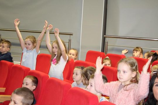 Misterium „Trzy Krzyże” w Chełmskiej Bibliotece Publicznej [GALERIA ZDJĘĆ]