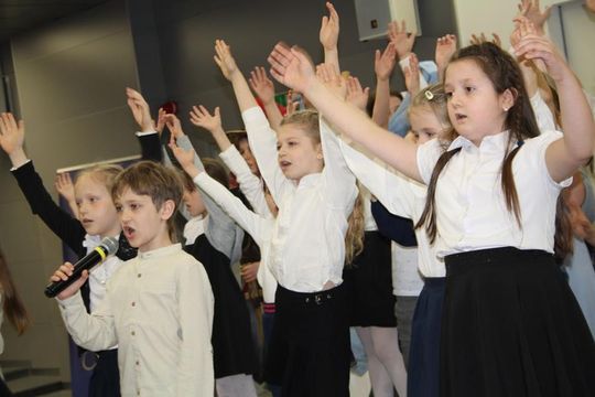 Misterium „Trzy Krzyże” w Chełmskiej Bibliotece Publicznej [GALERIA ZDJĘĆ]