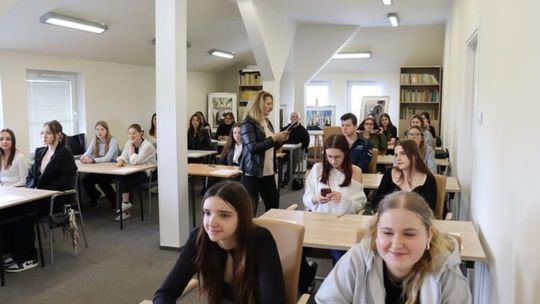 21. Finał Powiatowego Konkursu Czytelniczego dla Młodzieży we Włodawie [GALERIA ZDJĘĆ]