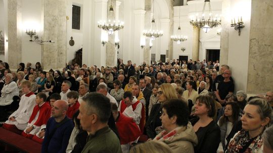 Wielki Czwartek i Wielki Piątek w Sanktuarium Matki Bożej Chełmskiej [GALERIA ZDJĘĆ]