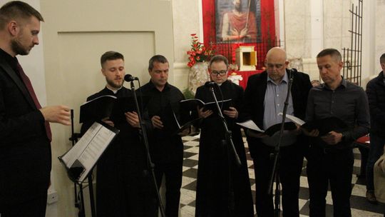 Wielki Czwartek i Wielki Piątek w Sanktuarium Matki Bożej Chełmskiej [GALERIA ZDJĘĆ]