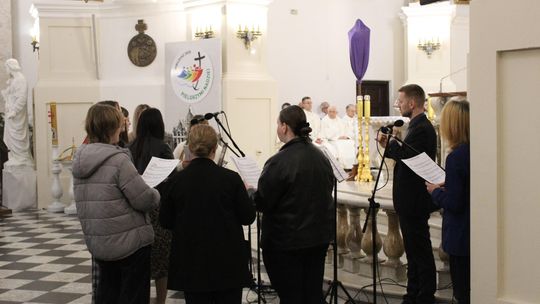 Wielki Czwartek i Wielki Piątek w Sanktuarium Matki Bożej Chełmskiej [GALERIA ZDJĘĆ]