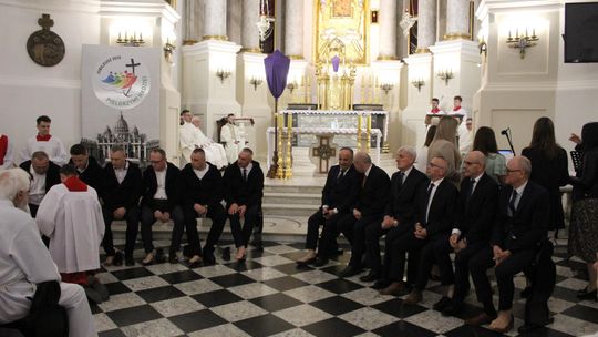 Wielki Czwartek i Wielki Piątek w Sanktuarium Matki Bożej Chełmskiej [GALERIA ZDJĘĆ]