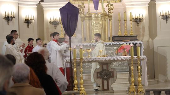 Wielki Czwartek i Wielki Piątek w Sanktuarium Matki Bożej Chełmskiej [GALERIA ZDJĘĆ]