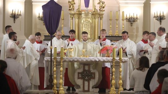 Wielki Czwartek i Wielki Piątek w Sanktuarium Matki Bożej Chełmskiej [GALERIA ZDJĘĆ]