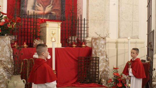 Wielki Czwartek i Wielki Piątek w Sanktuarium Matki Bożej Chełmskiej [GALERIA ZDJĘĆ]