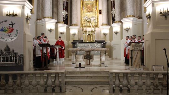 Wielki Czwartek i Wielki Piątek w Sanktuarium Matki Bożej Chełmskiej [GALERIA ZDJĘĆ]