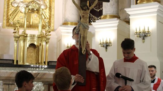 Wielki Czwartek i Wielki Piątek w Sanktuarium Matki Bożej Chełmskiej [GALERIA ZDJĘĆ]