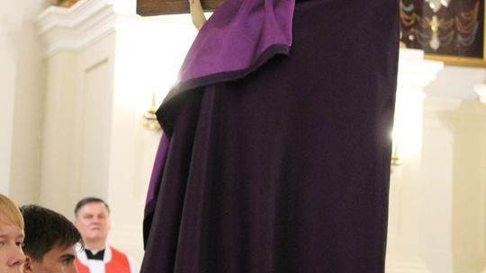 Wielki Czwartek i Wielki Piątek w Sanktuarium Matki Bożej Chełmskiej [GALERIA ZDJĘĆ]