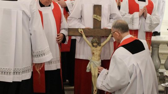 Wielki Czwartek i Wielki Piątek w Sanktuarium Matki Bożej Chełmskiej [GALERIA ZDJĘĆ]