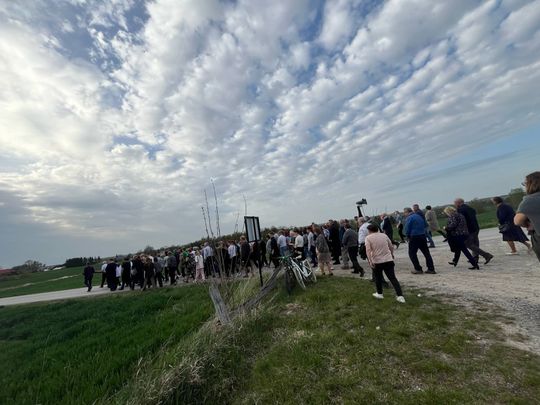 Gm. Wierzbica. Droga Krzyżowa i Liturgia Męki Pańskiej w parafii w Olchowcu [GALERIA ZDJĘĆ]