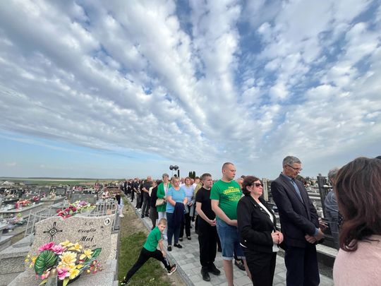 Gm. Wierzbica. Droga Krzyżowa i Liturgia Męki Pańskiej w parafii w Olchowcu [GALERIA ZDJĘĆ]