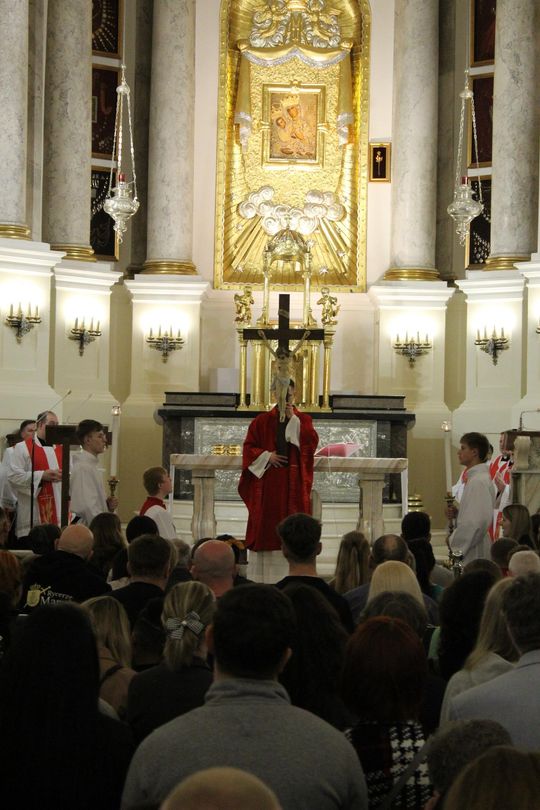 Wielki Czwartek i Wielki Piątek w Sanktuarium Matki Bożej Chełmskiej [GALERIA ZDJĘĆ]