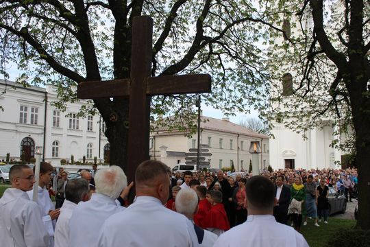 Wielki Czwartek i Wielki Piątek w Sanktuarium Matki Bożej Chełmskiej [GALERIA ZDJĘĆ]