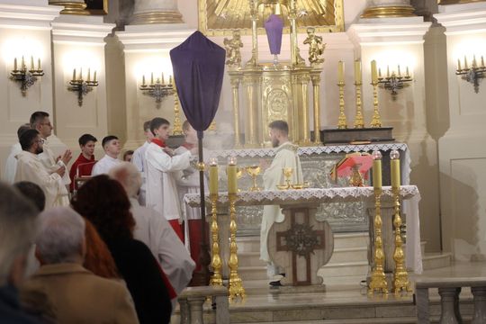Wielki Czwartek i Wielki Piątek w Sanktuarium Matki Bożej Chełmskiej [GALERIA ZDJĘĆ]