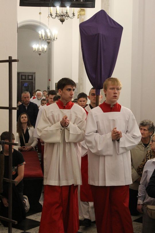 Wielki Czwartek i Wielki Piątek w Sanktuarium Matki Bożej Chełmskiej [GALERIA ZDJĘĆ]