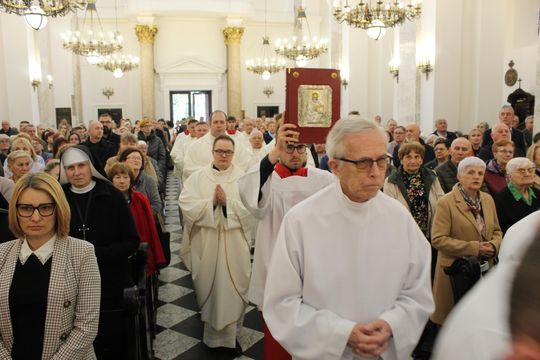 Wielki Czwartek i Wielki Piątek w Sanktuarium Matki Bożej Chełmskiej [GALERIA ZDJĘĆ]