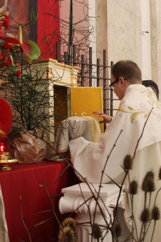 Wielki Czwartek i Wielki Piątek w Sanktuarium Matki Bożej Chełmskiej [GALERIA ZDJĘĆ]