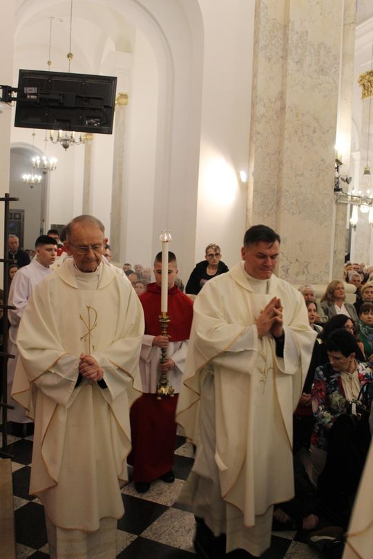 Wielki Czwartek i Wielki Piątek w Sanktuarium Matki Bożej Chełmskiej [GALERIA ZDJĘĆ]