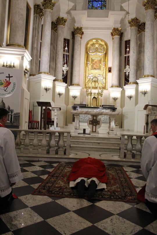 Wielki Czwartek i Wielki Piątek w Sanktuarium Matki Bożej Chełmskiej [GALERIA ZDJĘĆ]