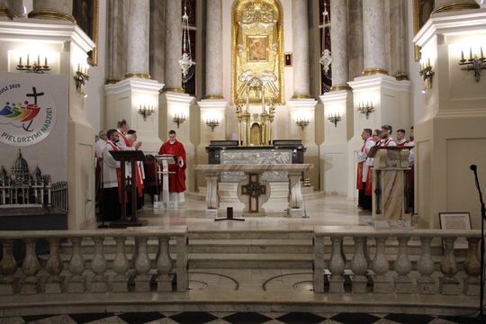 Wielki Czwartek i Wielki Piątek w Sanktuarium Matki Bożej Chełmskiej [GALERIA ZDJĘĆ]