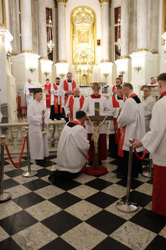 Wielki Czwartek i Wielki Piątek w Sanktuarium Matki Bożej Chełmskiej [GALERIA ZDJĘĆ]