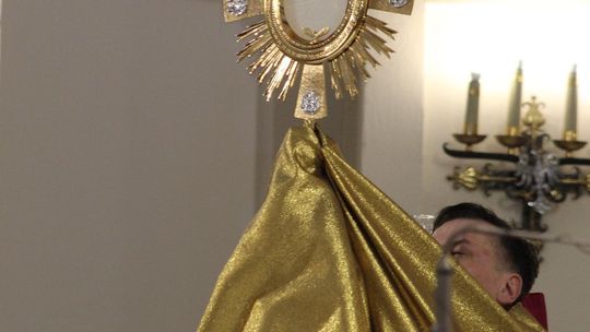 Wigilia Paschalna i procesja w Sanktuarium Matki Bożej Chełmskiej [GALERIA ZDJĘĆ]