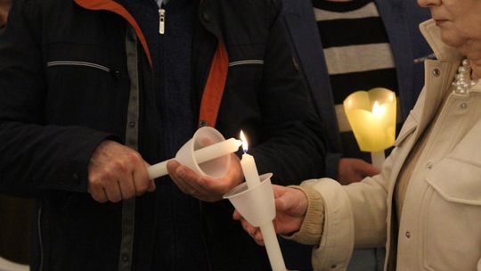 Wigilia Paschalna i procesja w Sanktuarium Matki Bożej Chełmskiej [GALERIA ZDJĘĆ]