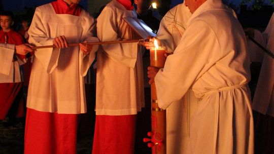 Wigilia Paschalna i procesja w Sanktuarium Matki Bożej Chełmskiej [GALERIA ZDJĘĆ]
