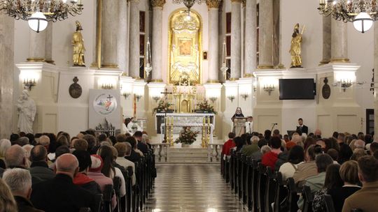 Wigilia Paschalna i procesja w Sanktuarium Matki Bożej Chełmskiej [GALERIA ZDJĘĆ]