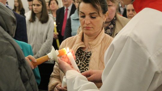 Wigilia Paschalna i procesja w Sanktuarium Matki Bożej Chełmskiej [GALERIA ZDJĘĆ]