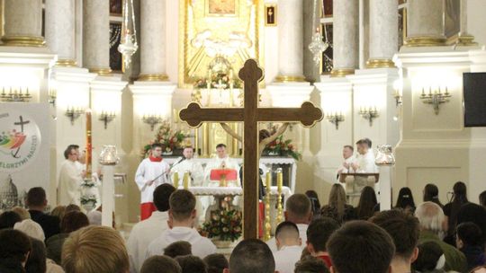 Wigilia Paschalna i procesja w Sanktuarium Matki Bożej Chełmskiej [GALERIA ZDJĘĆ]