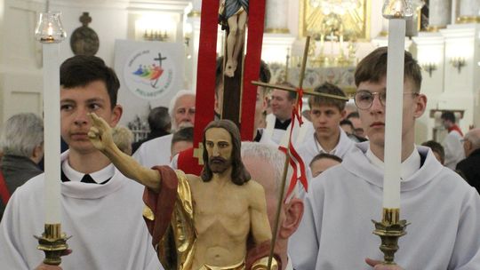 Wigilia Paschalna i procesja w Sanktuarium Matki Bożej Chełmskiej [GALERIA ZDJĘĆ]
