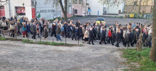 Procesja rezurekcyjna w Parafii pw. Rozesłania Świętych Apostołów w Chełmie [GALERIA ZDJĘĆ]