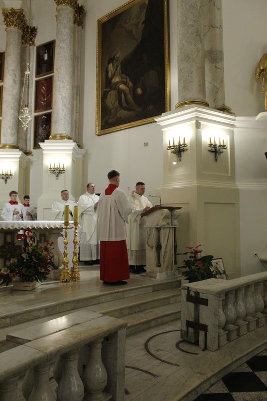 Wigilia Paschalna i procesja w Sanktuarium Matki Bożej Chełmskiej [GALERIA ZDJĘĆ]