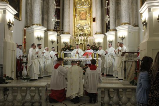 Wigilia Paschalna i procesja w Sanktuarium Matki Bożej Chełmskiej [GALERIA ZDJĘĆ]