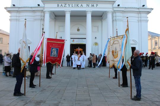 Wigilia Paschalna i procesja w Sanktuarium Matki Bożej Chełmskiej [GALERIA ZDJĘĆ]