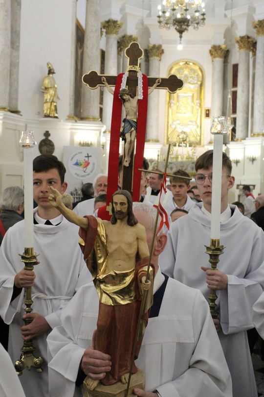 Wigilia Paschalna i procesja w Sanktuarium Matki Bożej Chełmskiej [GALERIA ZDJĘĆ]