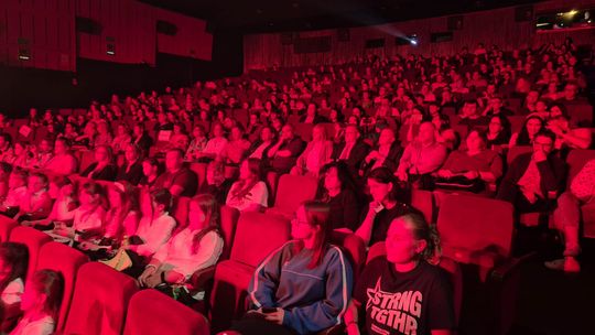 Chełm.  XXVI Prezentacje Artystyczne Młodzieży II LO w Chełmskim Domu Kultury [GALERIA ZDJĘĆ]