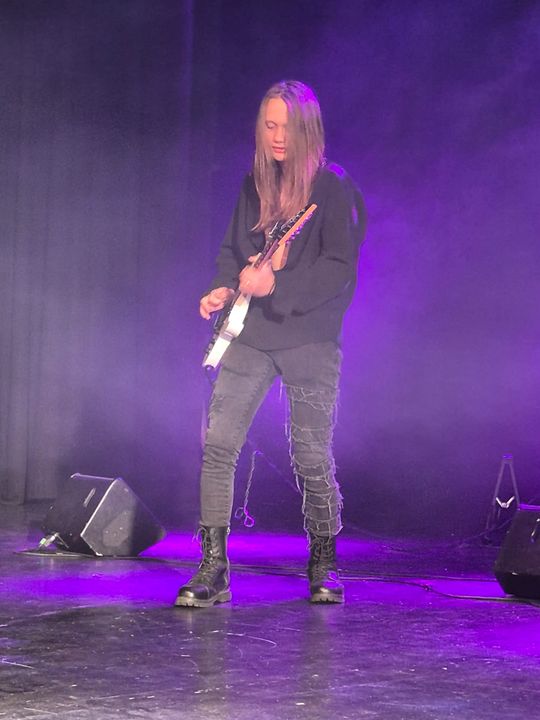 Chełm.  XXVI Prezentacje Artystyczne Młodzieży II LO w Chełmskim Domu Kultury [GALERIA ZDJĘĆ]