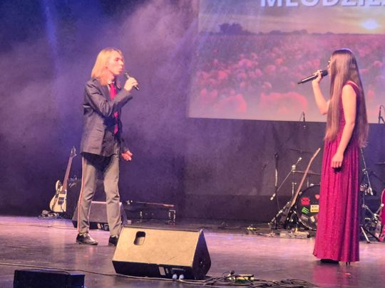 Chełm.  XXVI Prezentacje Artystyczne Młodzieży II LO w Chełmskim Domu Kultury [GALERIA ZDJĘĆ]