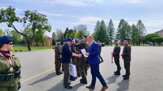 Chełm. Przegląd Musztry Klas Wojskowych [GALERIA ZDJĘĆ]