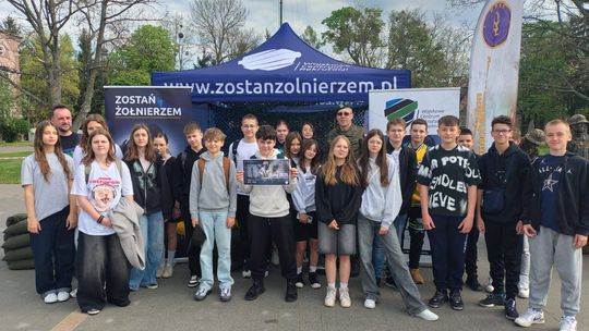 Chełm. Przegląd Musztry Klas Wojskowych [GALERIA ZDJĘĆ]