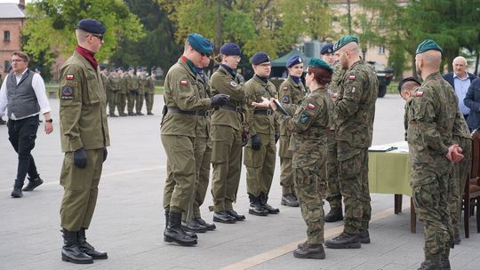 Chełm. Przegląd Musztry Klas Wojskowych [GALERIA ZDJĘĆ]