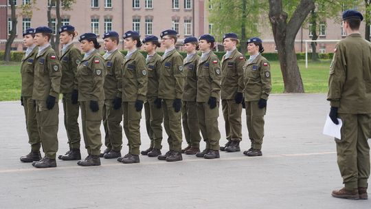 Chełm. Przegląd Musztry Klas Wojskowych [GALERIA ZDJĘĆ]
